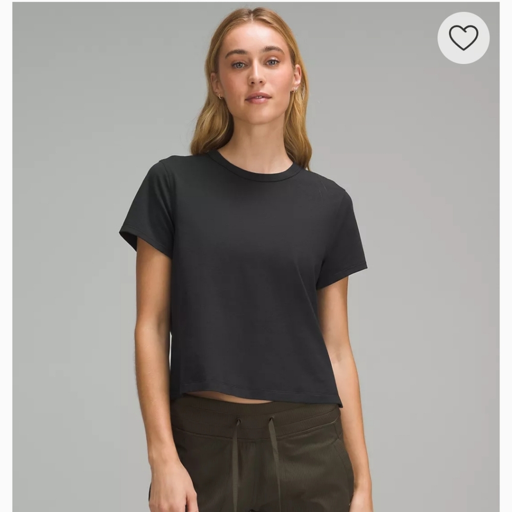 Lululemon Black Classic Fit Cotton Blend T Size 4